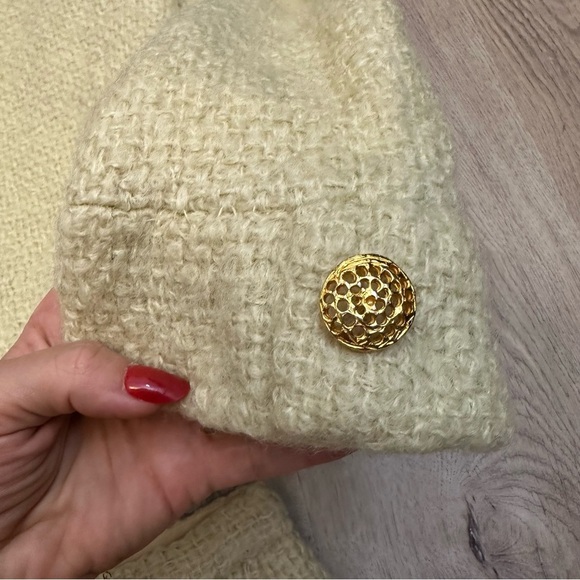 Vintage 1950’s Wool Tweed Jacket and Skirt Set - Picture 5 of 11